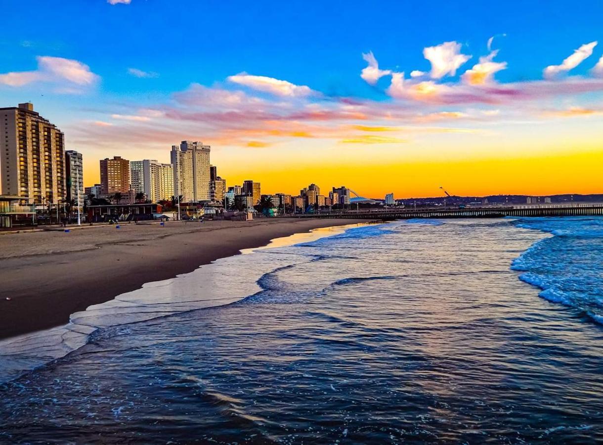 904 Tenbury Beach Apartment Durban Buitenkant foto