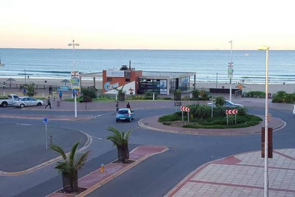 904 Tenbury Beach Apartment Durban Buitenkant foto